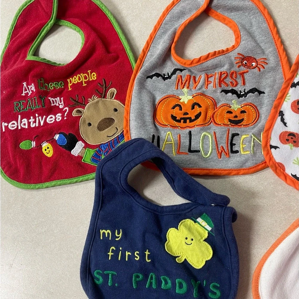 Holiday Bibs